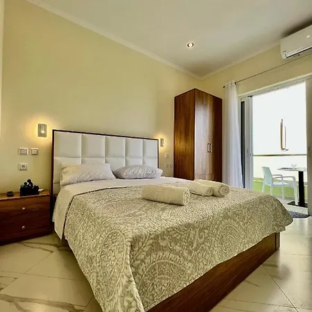 Oscar's Drymades Apartmán