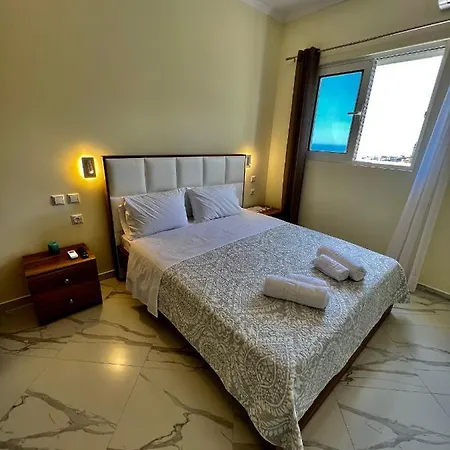 Oscar's Drymades Apartment *