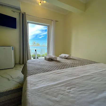 Апартаменты Oscar's Drymades