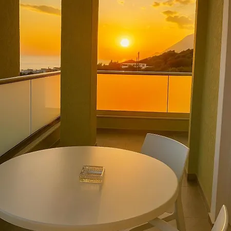 Oscar's Drymades Appartement