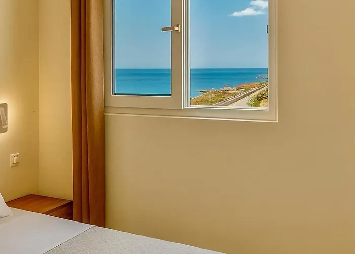 Oscar's Drymades * Dhërmi