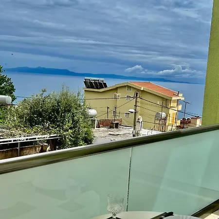 Oscar's Drymades Apartmán Dhërmi