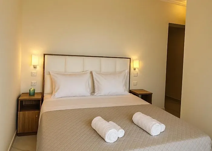 Oscar's Drymades 公寓 Dhërmi