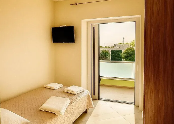 Oscar's Drymades 公寓 Dhërmi